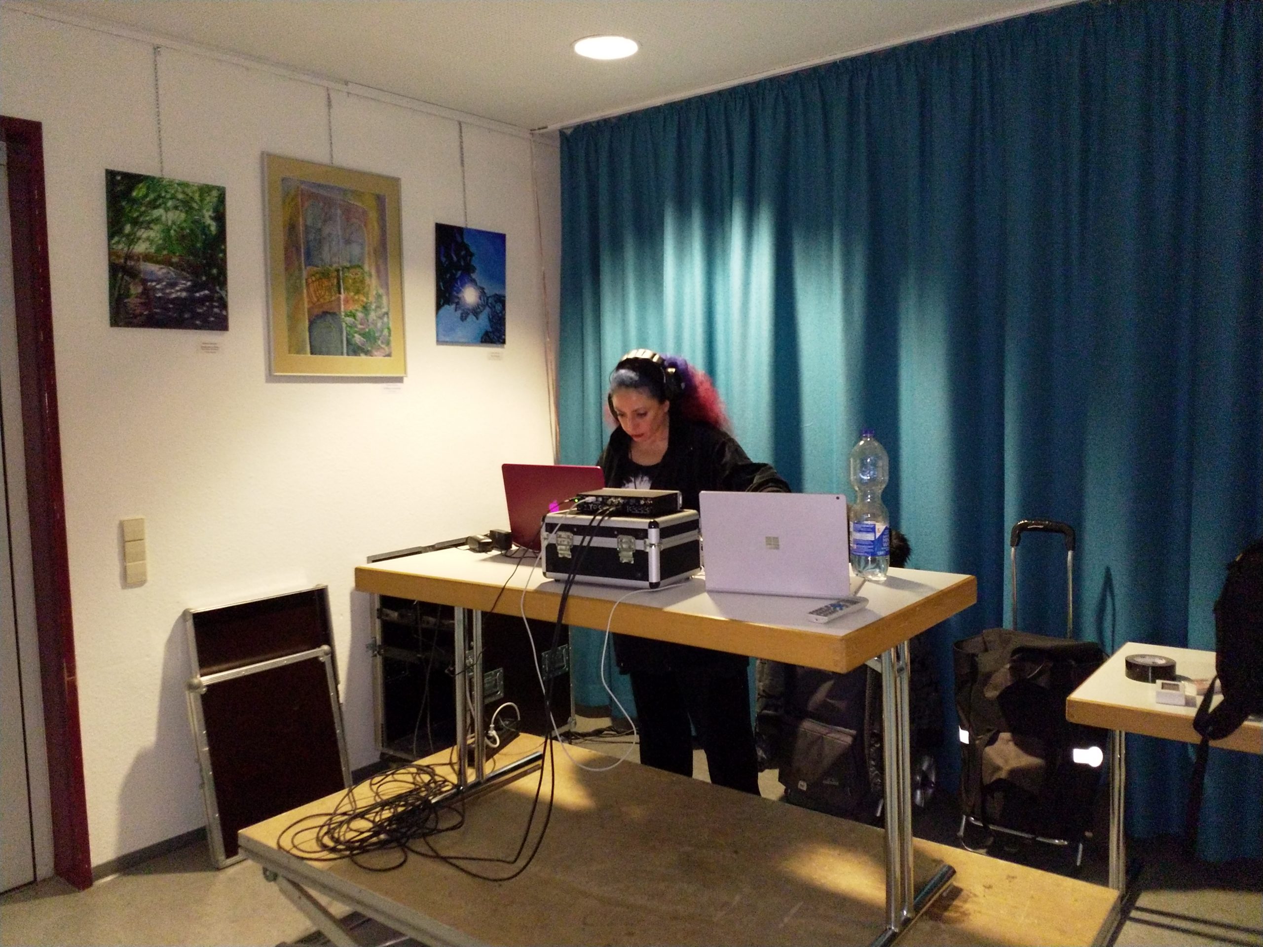 Isis spielt Live Musik und Video Isis spielt Live Musik und Video